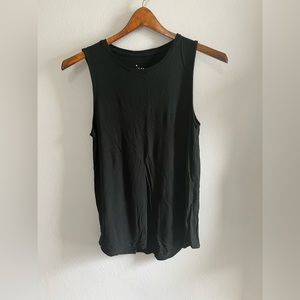 Simple black sleeveless top sz S